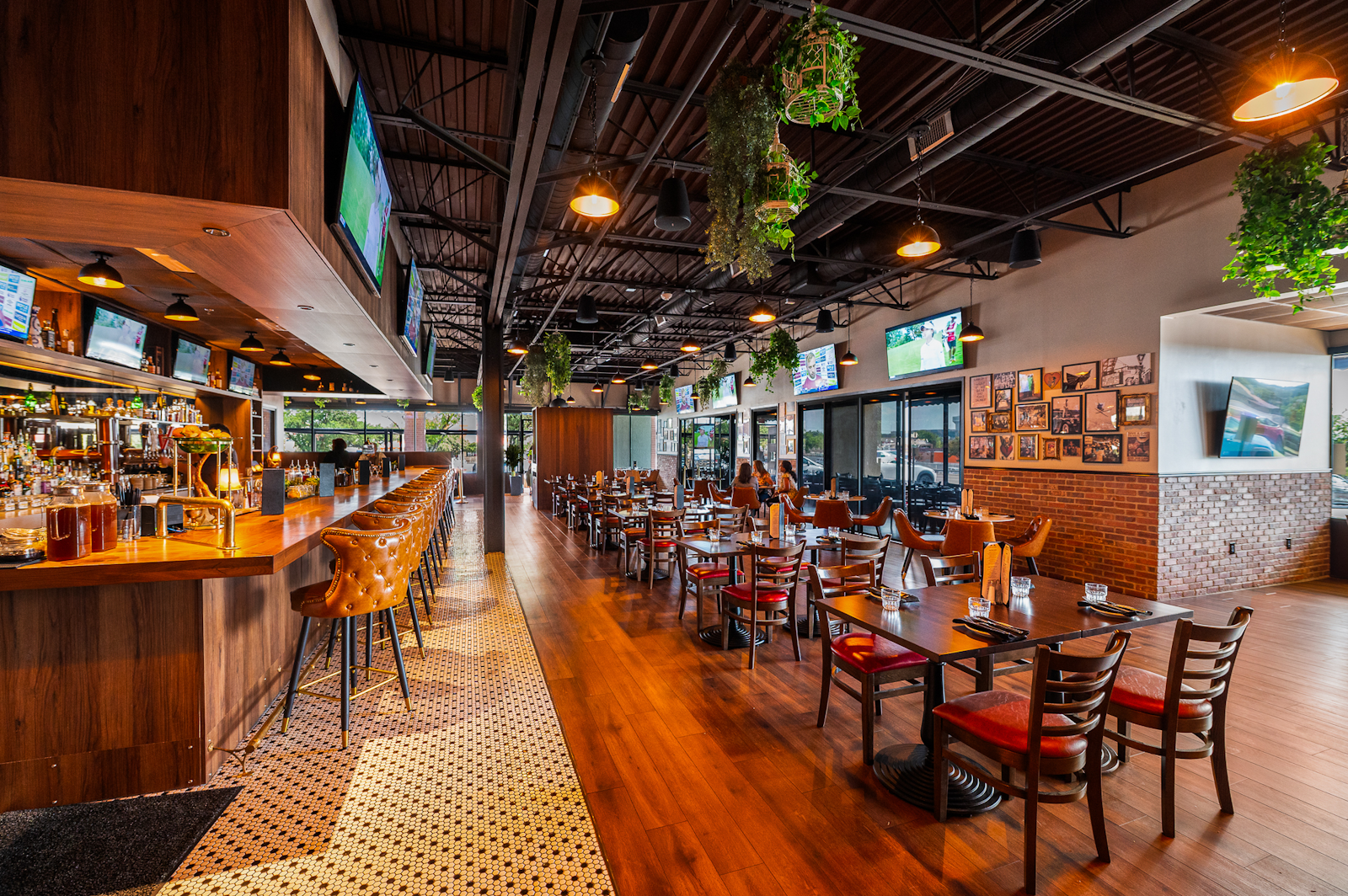 Odds Bar & Bistro Restaurant Buyout